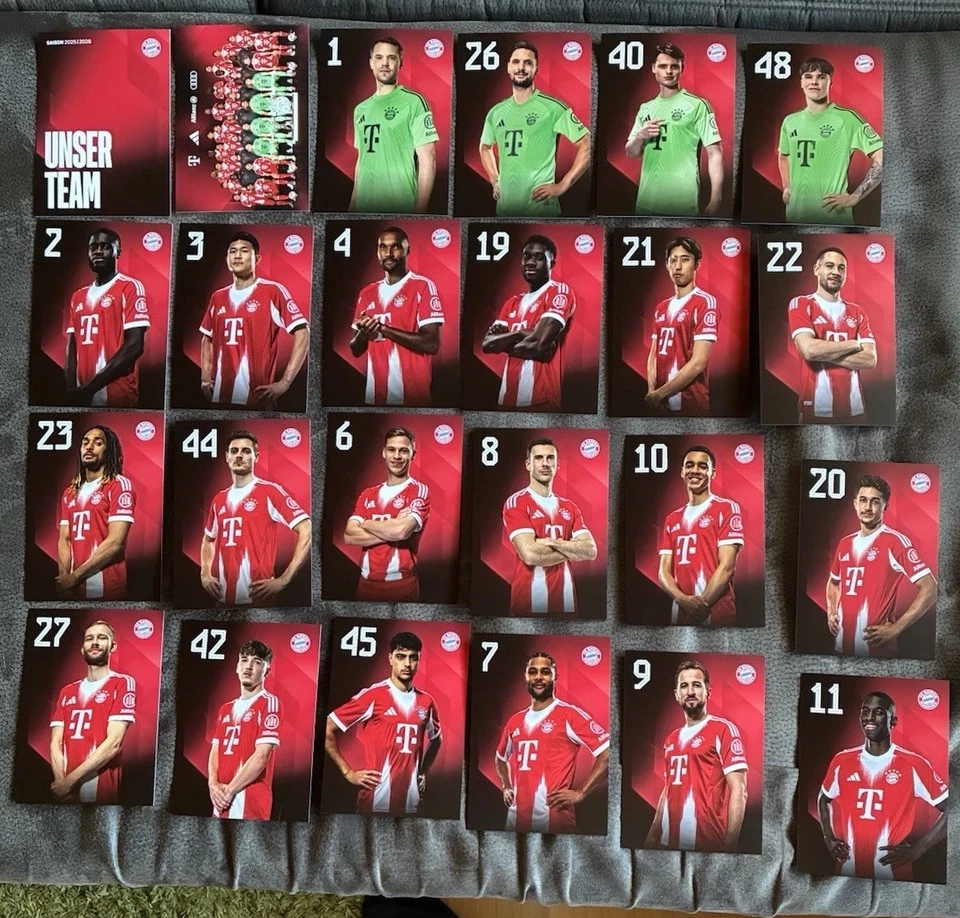 33 Autogrammkarten Fc Bayern München 2025/2026 2026 - Bild 1 von 2