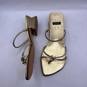 Stuart Weitzman Strappy Sandals Low Block Heel Gold Rhinestone Thong Size 5 - Picture 1 of 11