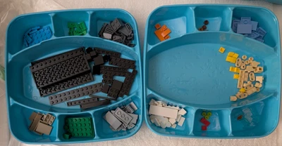 Lego 40568 Creator: Paris Postcard Used. With Stickers. No Box. No Instructions. - Image 1 of 4