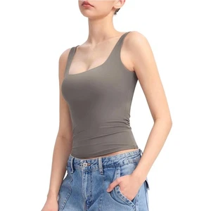 Pumiey: Graues Tanktop mit eckigem Ausschnitt - Bild 1 von 8