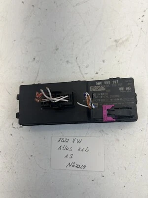 Módulo de control de puerta trasera Volkswagen Atlas 2022 OEM. Foto 1 de 4