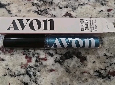 Nueva sombra de ojos líquida AVON Glimmer Shadow - ultramarina Foto 1 de 2