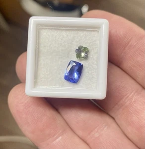 Blue Tanzanite Cushion Cut Gemstone 1.5ct 8x6x3 Plus Free Gift Tanzanite Flower - Picture 1 of 4