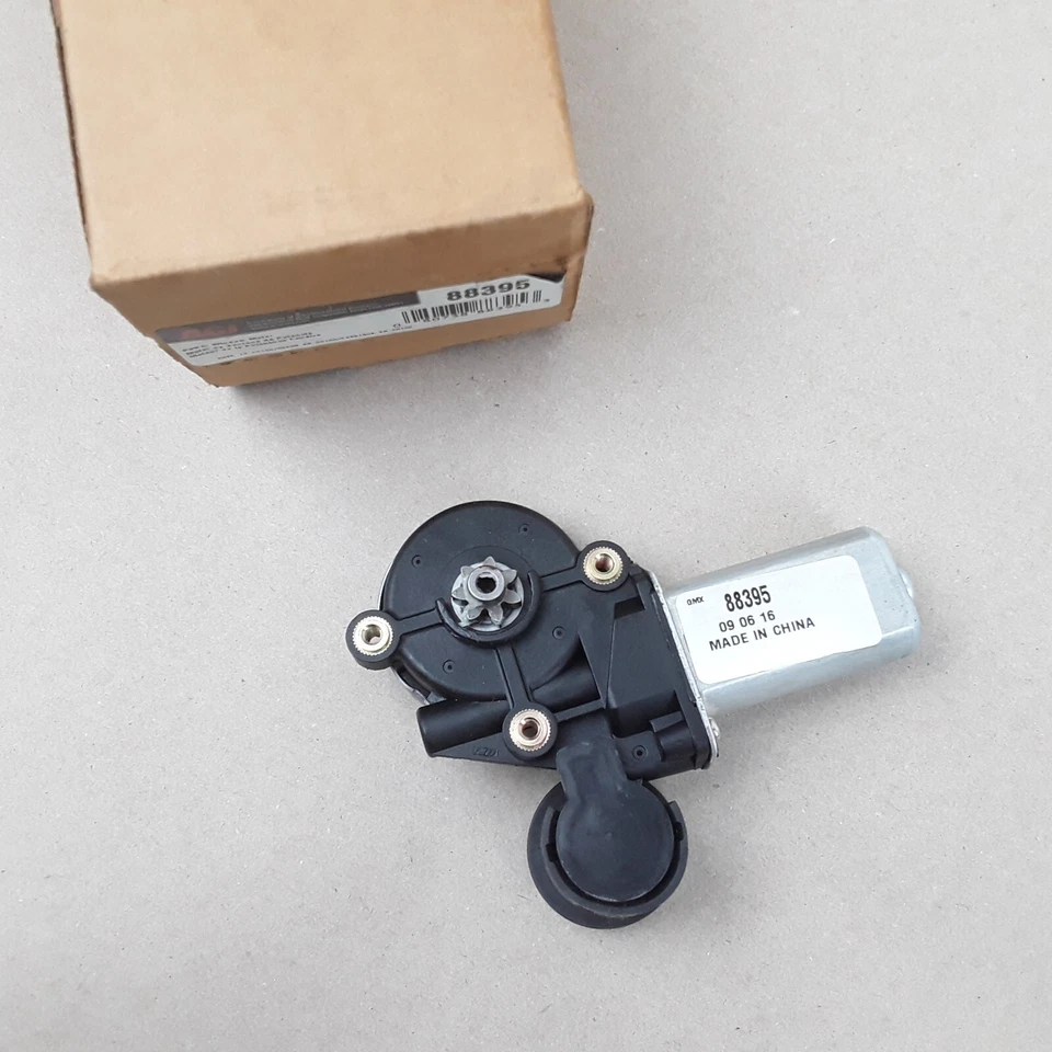 ACI Front Rear Left Right Power Window Motor Fits Toyota Pontiac Scion 2001-2008 - Image 1 of 4