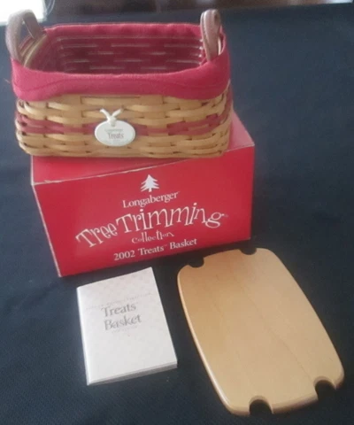 NEW LONGABERGER TREE TRIMMING 2002 TREATS BASKET COMBO-LID +TIE-ON IN BOX Cover