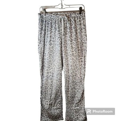 Nova Calça Pijama Feminina Croft & Barrow Lã Estampa Animal Tamanho P Branco Cinza - Imagem 1 de 4