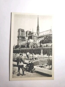 Postcard Vintage Notre-Dame Church. Paris, France  A302 - Picture 1 of 3