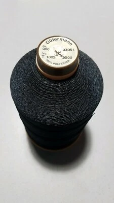 2500m Spool/GUTERMANN TERA No.30 T10003 THREAD/Tex100/3Ply/TOPSTITCHING/000-BLK. - Image 1 of 2