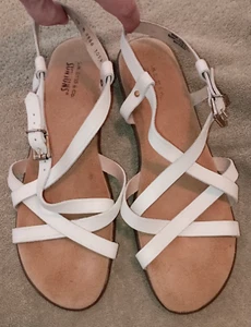 Womens G.H. Bass & Co. Sunjuns 10M 'Margie' White Leather Sandals With Buckle - Picture 1 of 2