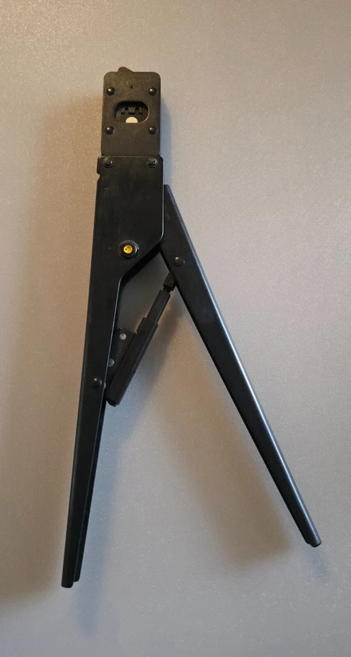 Herramienta de Crimpado Manual 90274-2 18 22-20 Tipo F Estado Usado Foto 1 de 4