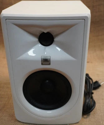 JBL 305P MkII Powered Studio Monitor - White - Image 1 of 4