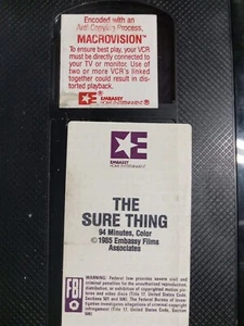 Rare The Sure Thing VHS 1985 Embassy John Cusack, Video World Rental ClamShell - Imagen 1 de 7