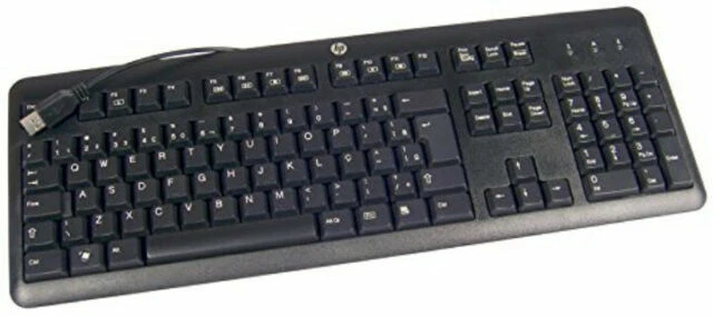 HP 672647-033 USB QWERTY UK Layout Keyboard with Number Pad - Black