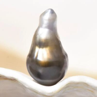 6.05 cts Tahitian South Sea Pearl 15.88mm Charcoal Black Baroque 1.21g undrilled - Image 1 of 4