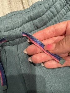 Mondetta Girls m 7/8 Sweat Pants Gray Green - Picture 1 of 4