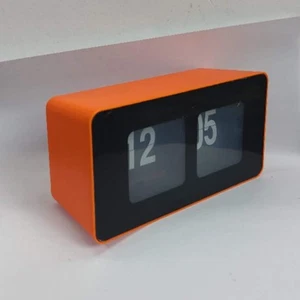 Quadratische Klappuhr, leise automatische Umblättern Tischuhren. Orange Farbe Retro Mo... - Bild 1 von 6
