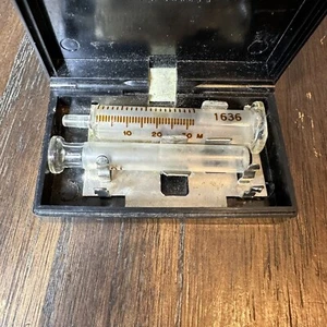 VTG 2 cc Glass Syringe with Plunger w/Original Storage Case, #1636 - Picture 1 of 6