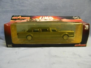 1/32 SCALE MAJORETTE SUPER STRETCH LIMOUSINE SERIES 3045 GRAY DIECAST CAR-MIB - Picture 1 of 9
