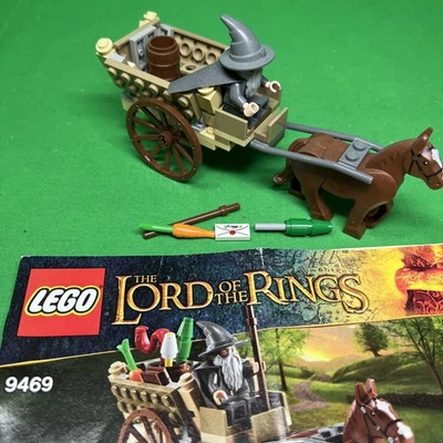 LEGO The Lord of the Rings: Gandalf Arrives (9469) With Manual - Image 1 of 4