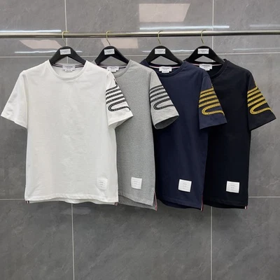 Camiseta de manga corta Thom Browne para hombre/mujer bordado liso cuello redondo Foto 1 de 4