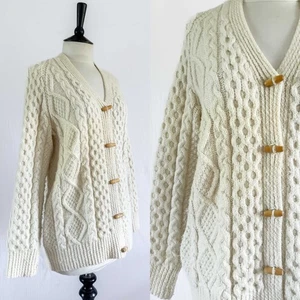 BOHO CHIC ORIGINAL 1970S VINTAGE ECRU CREAM WOOL ARAN CABLE KNIT CARDIGAN S/M - Picture 1 of 4