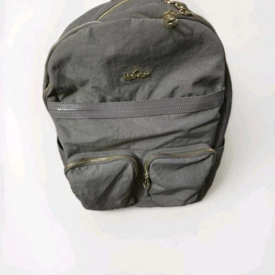 Mochila para Laptop Kipling Tina 15" Color Desnudo Patente Combo Usada PB Foto 1 de 4