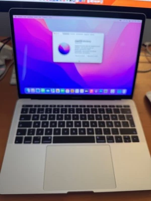 Apple MacBook Pro 13" A1708 2016 i5 8gb ram 256 SSD silver (FX 42) - Immagine 1 di 4