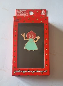 Juego de prendedores y tarjetas promocionales Flatwoods Monster Cryptid Nation CN1 sellado - MetaZoo CCG - Imagen 1 de 1