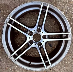 CERCHIO IN LEGA USATO BMW SERIE 3 19" ORIGINALE STYLE 313M GRIGIO LUCIDO ANTERIORE S236UF - Foto 1 di 2
