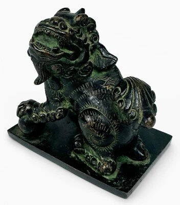 Antique Qing dynasty (1644-1912) Xuande mark bronze Foo Dog (Lion) , H.8 cm - Image 1 of 4