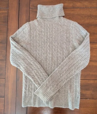 Suéter para mujer J.Crew cachemir mezcla de lana merino tejido con cable gris cuello alto M’s M  Foto 1 de 3