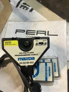 Mazda 104 Pin Flash Programming Cable 49 G0 88 002 , plus 2 flash cards - Picture 1 of 5