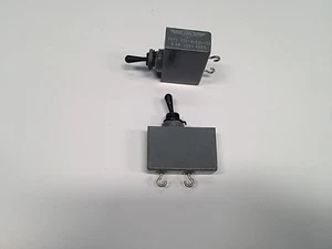 Airpax Type 520-A-502-13 5.0A 120V 400HZ Switch, 6819 - Picture 1 of 3