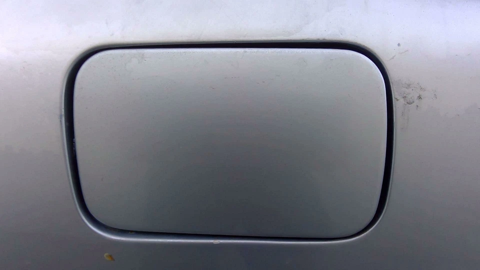 90 91 92 93 MERCEDES SL 500 puerta tanque combustible CÓDIGO = 500 Foto 1 de 1