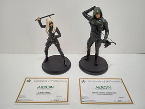 LOT OF 2 DC CW GREEN ARROW S. AMELL STATUES ICON HEROES SEASON 5 + BLACK CANARY - Picture 1 of 22