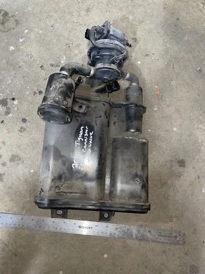 Volkswagen Tiguan 2010 bote de evaporación de vapor de combustible 3C0201797 Foto 1 de 4