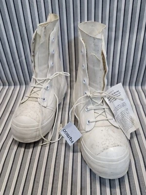 BOTAS MICKEY MOUSE BUNNY BATA 7 REGULAR Blancas Nuevas Normalmente se ajusta a la talla 8 zapato Foto 1 de 4