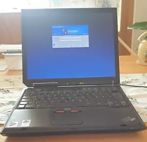 Laptop ThinkPad und eine dazu passende Dockingstation - Bild 1 von 12