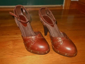 Isabella Fiore leather heels - Women's size 9 M - 3 1/2" heels - Excellent cond - Picture 1 of 6