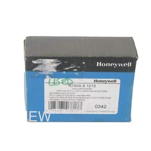 Módulo de relé amplificador de llama ultravioleta serie 7800 Honeywell R7849A101 - Imagen 1 de 6