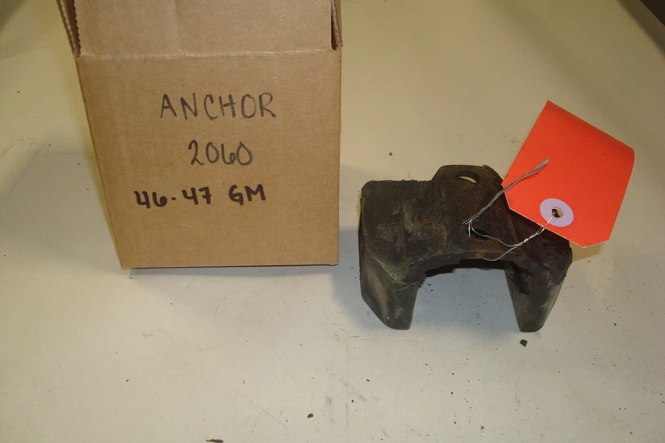 1941-1953 CHEVROLET MOTOR MOUNT; REPL GM# 756700; ÂNCORA 2060 - Imagem 1 de 1