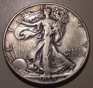 1938 Philadelphia Mint Walking Liberty Half Dollar 90% silver (#17a-13042/943) - Picture 1 of 2