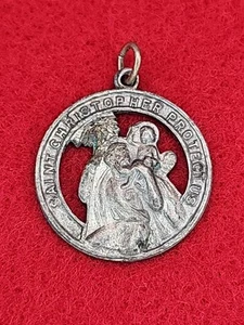 Vtg Saint Christopher Catholic Religious Token Necklace - Picture 1 of 3
