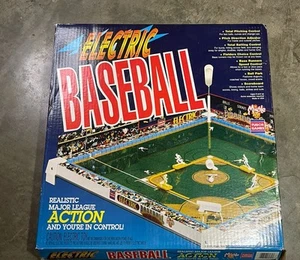 1998 New TUDOR GAMES Miggle Toys Electric Baseball #6074 - Picture 1 of 6