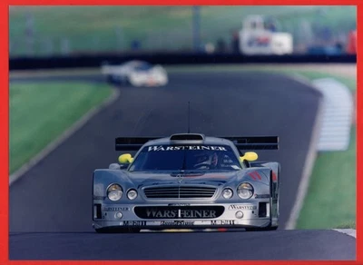 PRESS PHOTO cm18x24 Bernd Schneider AMG MERCEDES CLK GTR #11 GT DONINGTON 1997 - Immagine 1 di 2