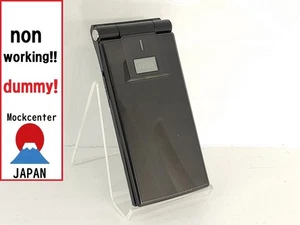 【Factice !】 Panasonic P705iμ (couleur noir) docomo-japon téléphone portable qui ne fonctionne pas - Photo 1 sur 3