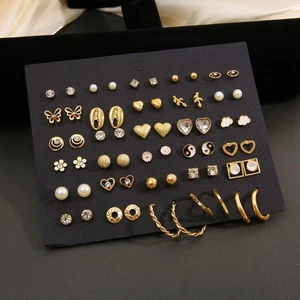 30 Piece Peach Heart Flower Rhinestone Earrings Set Stainless Steel Vintage - Picture 1 of 5