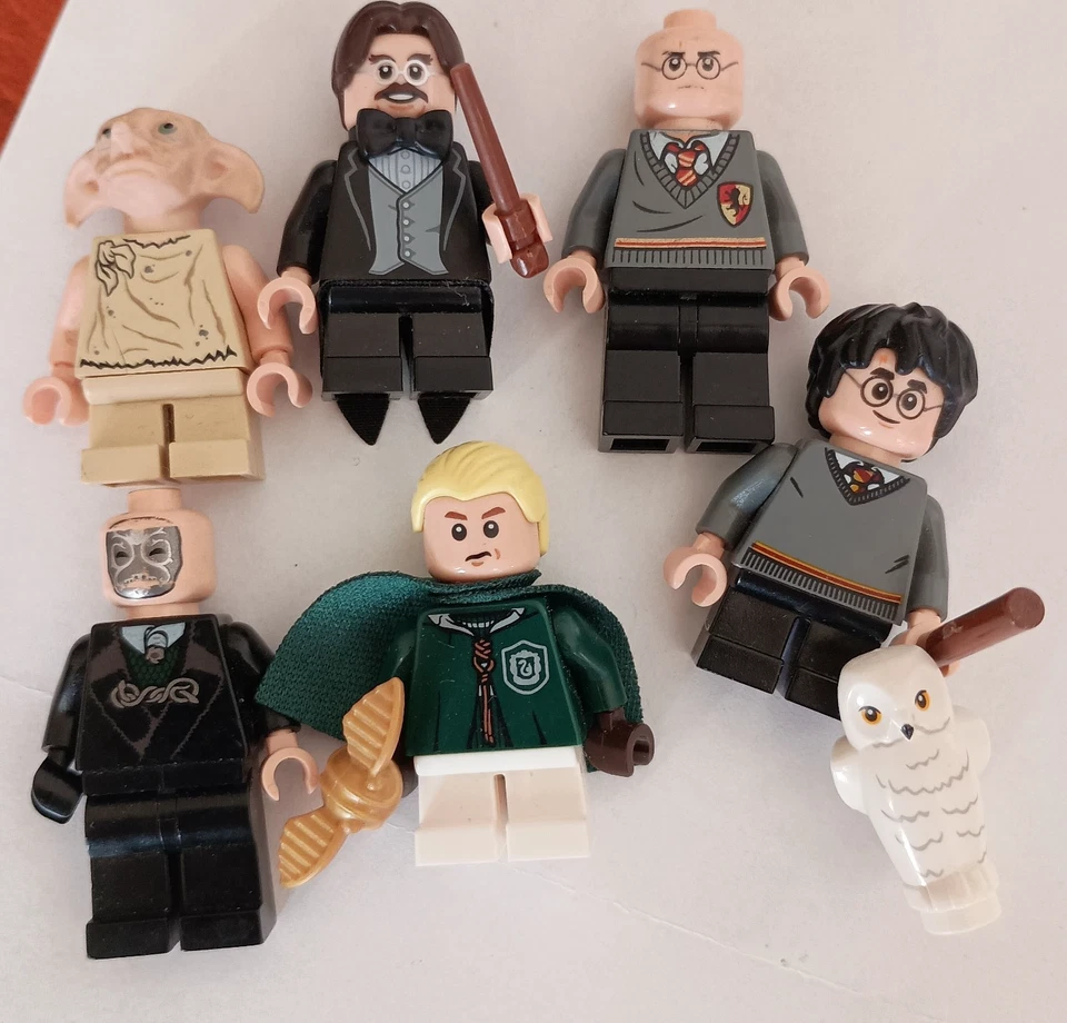 Lot 7 LEGO Minifigures Harry Potter Hedwig Dobby Flitwick Draco & Lucius Malfoy - Image 1 of 4