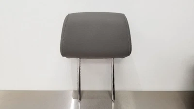 17 GMC SIERRA 1500 SLT ПОДГОЛОВНИК ПЕРЕДНИЙ ЛЕВЫЙ ВОДИТЕЛЬ СЕРЫЙ КОЖАНЫЙ ЭКИПАЖ КАБИНА - Изображение 1 из 4