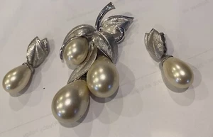 Vintage Faux große Perlen Anstecknadel Brosche & Ohrringe Set wunderschön!!!!! - Bild 1 von 11
